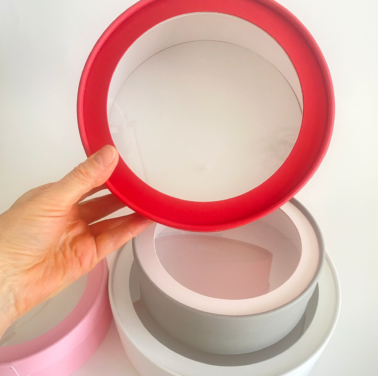 Set of 3 Round Boxes with a window