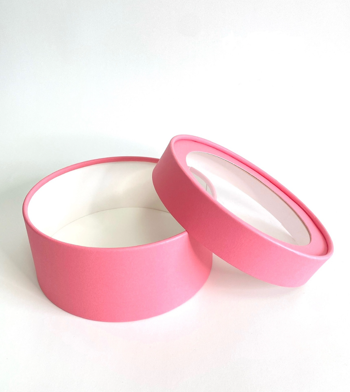Set of 3 Round Boxes with a window